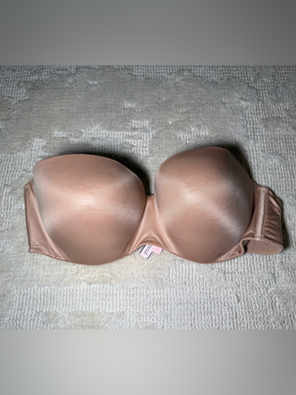 Victorias Secret Strapless Nude Bra 40C